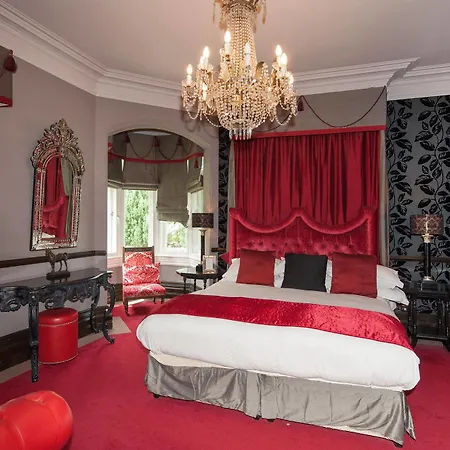Balmoral 4*